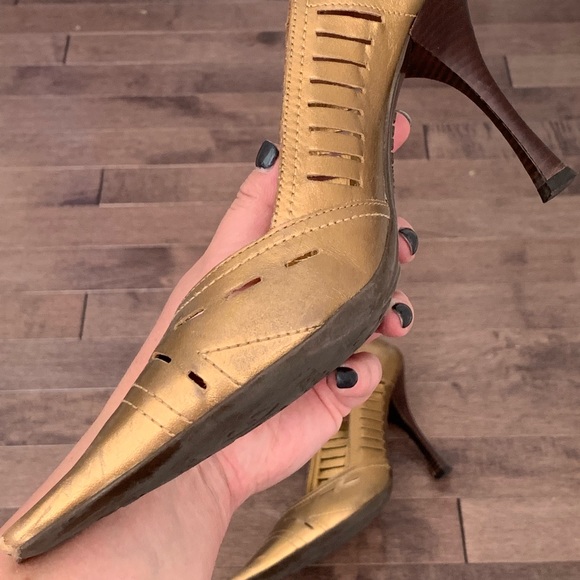 BCBG Metallic Heels - Picture 3 of 6